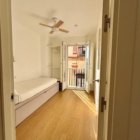 Luminoso En El Centro De Apartamento Cádiz